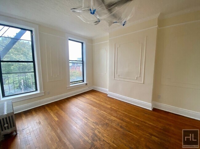 Building Photo - 414A 7 AVENUE
