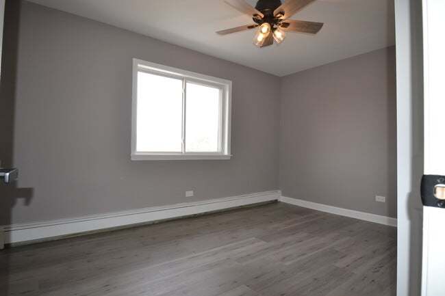 Foto del edificio - 7100 Laverne Ln