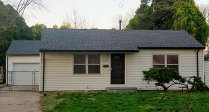 Building Photo - 2626 S Classen St