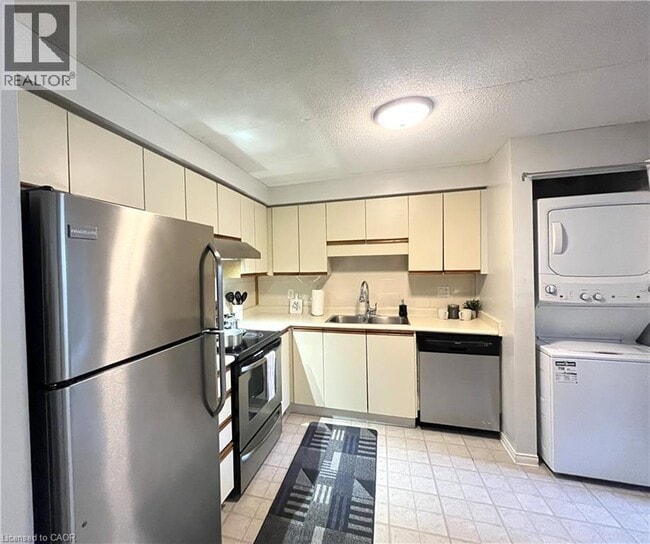 Building Photo - 331 Northlake Dr