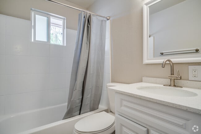 2 BR, 1 BA - 611SF - Caya Apartments