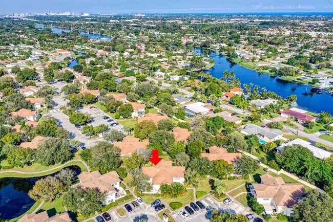 Foto del edificio - 8137 Bridgewater Ct