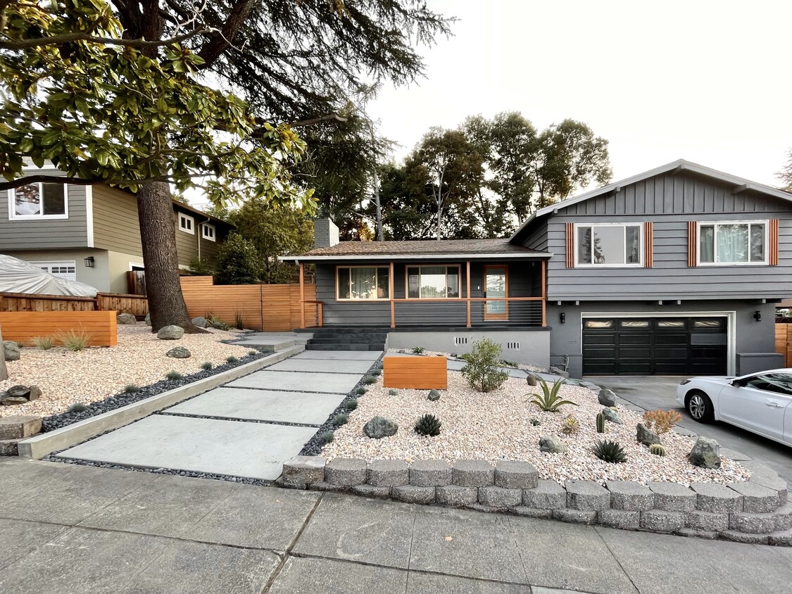 Foto principal - 3662 Farm Hill Blvd