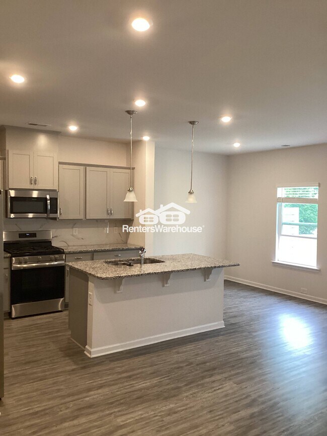 Foto del edificio - 1132 Chastain Dr