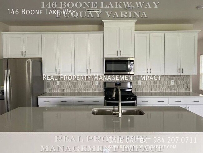 Foto del edificio - Spacious 4 bed 3 bath energy efficient hom...