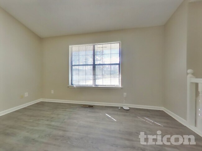 Foto del edificio - 1515 Olde Oak Dr