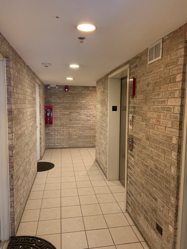 Foto del edificio - 7326 40th St
