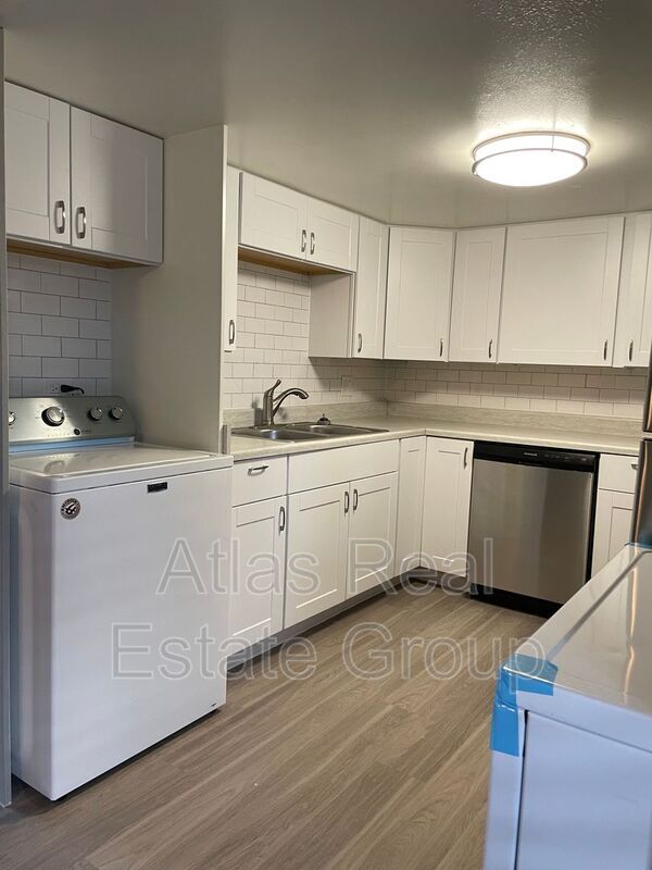 10760 W 8th Pl Unit 1, Lakewood, CO 80215 Condo for Rent in Lakewood