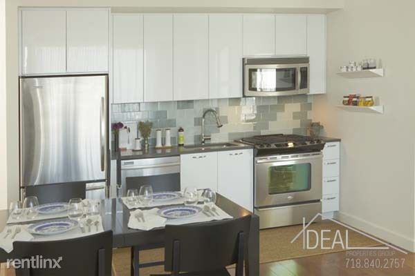 Foto del edificio - 83 Dekalb Ave