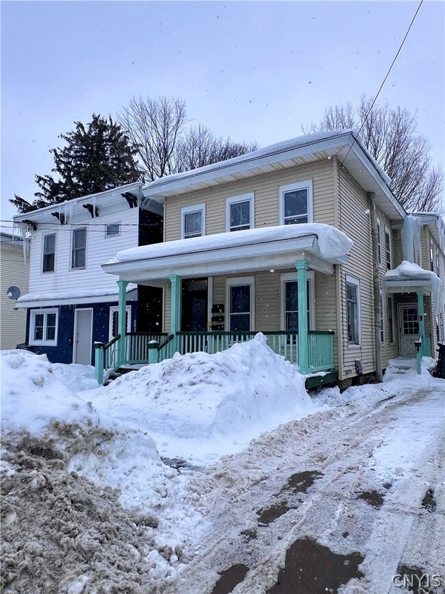 Building Photo - 255 W 5th St