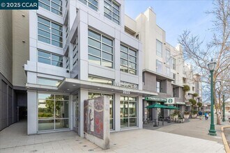 Building Photo - 1655 N California Blvd