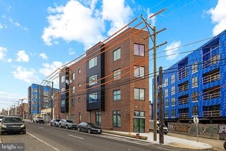 Building Photo - 1733 41 N 2nd Street Unit 302