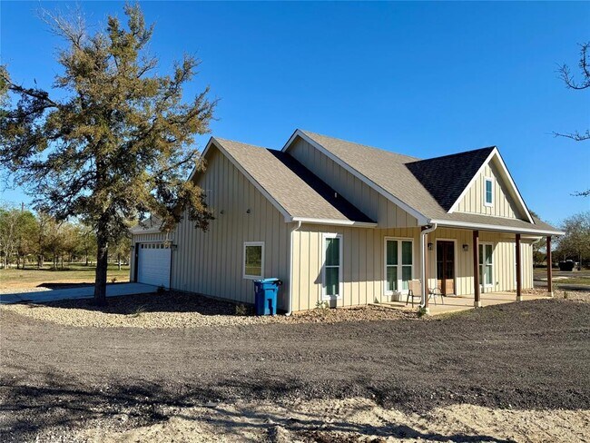 Foto del edificio - 1353 Red Town Rd