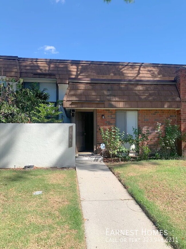 Building Photo - 10464 Larwin Ave