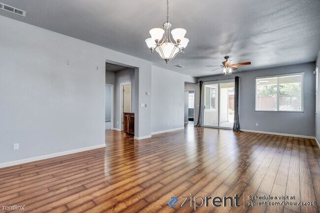 Building Photo - 3 br, 2 bath House - 4800 Ammolite Way, El...