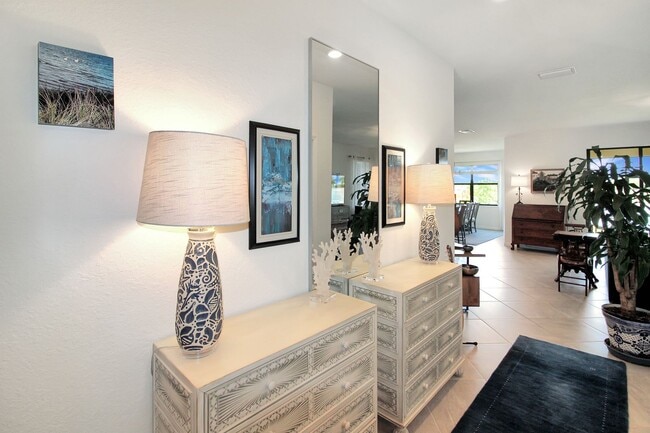 Building Photo - Sarasota National Seasonal Home for Rent