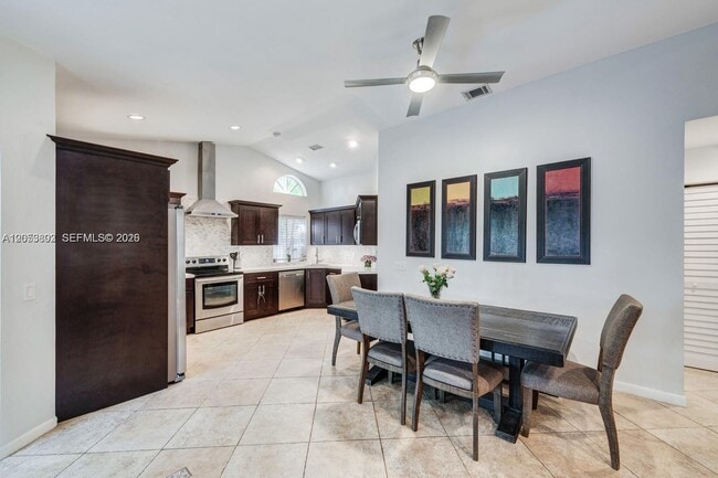 Foto del edificio - 1377 Garden Rd