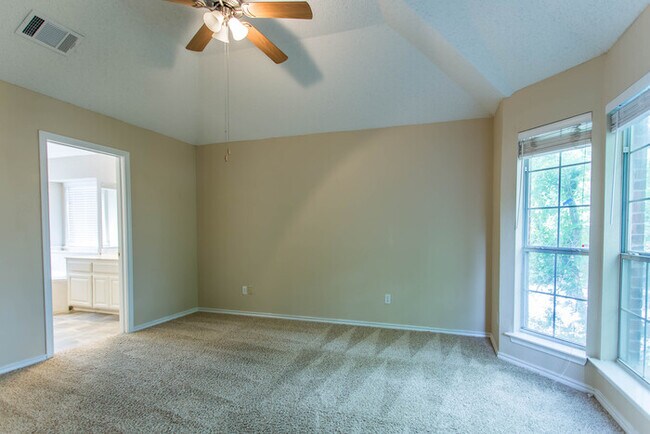 Foto del edificio - 1409 Timber Creek Rd, Flower Mound