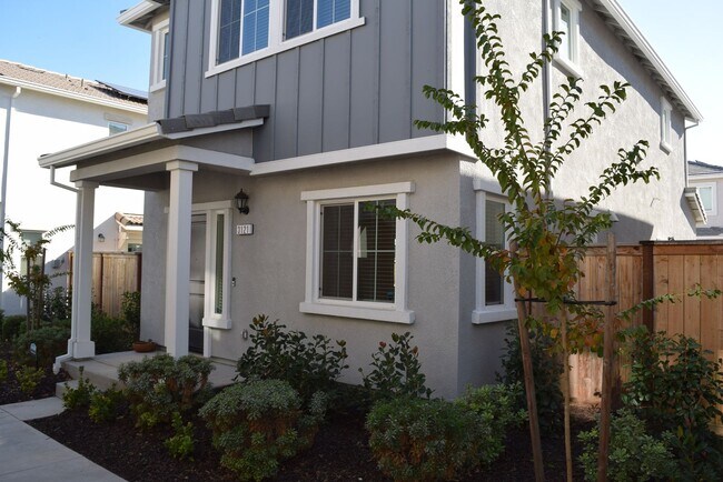 Foto del edificio - 3121 Pruett Dr