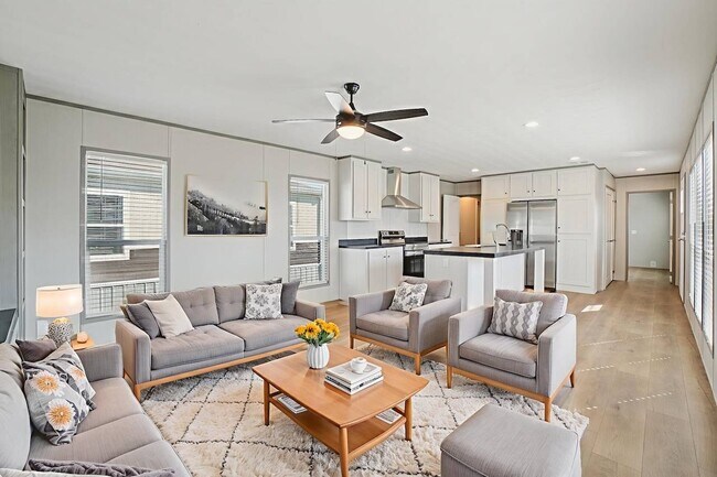 Foto del edificio - 1626 Swallowtail Dr