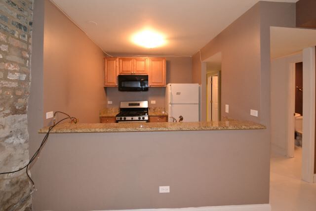 Foto del edificio - 241 W Scott St