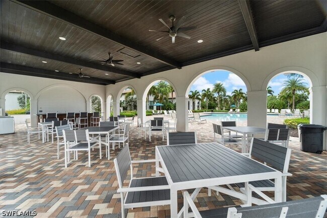 Foto del edificio - 5474 Cassidy Ln