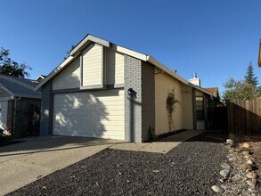 Building Photo - 1310 Puebla Way