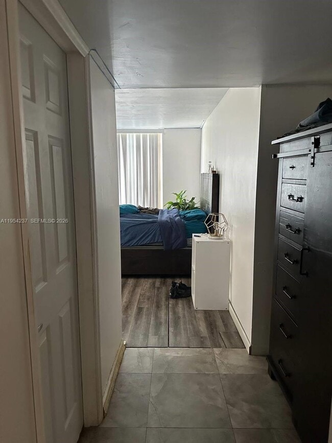 Foto del edificio - 3720 Inverrary Dr