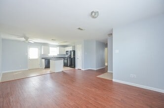 Building Photo - 7211 Towering Pine Ln