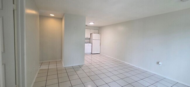 Foto del edificio - Duplex for rent