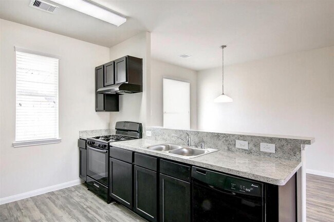 Building Photo - 12354 Roy Mix Bohn Lane