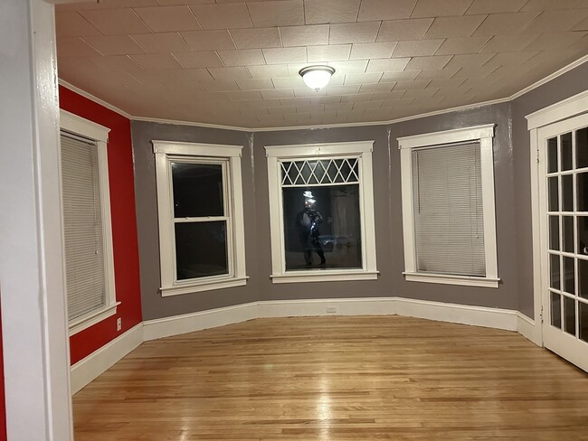 Building Photo - 748 Water St