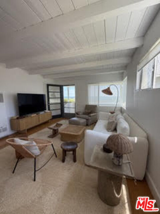 Foto del edificio - 25119 Malibu Rd