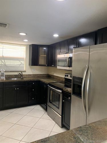 Foto del edificio - 9373 Fontainebleau Blvd