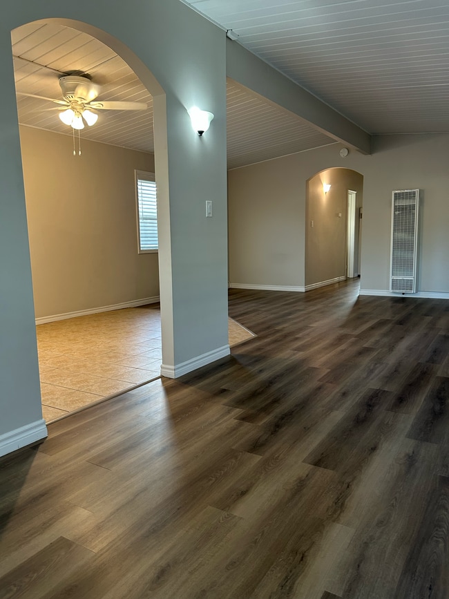 Building Photo - 15327 Pimenta Ave