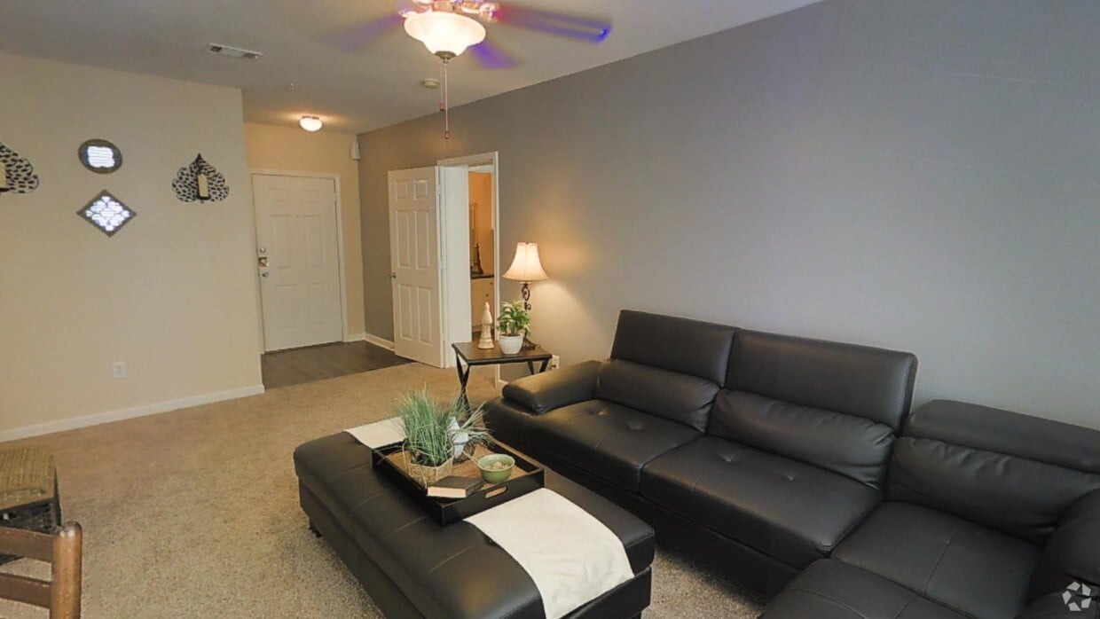 Photo - Catalina Village Apartments