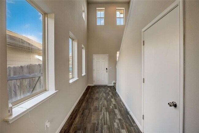 Foto del edificio - 162 Guemal Rd