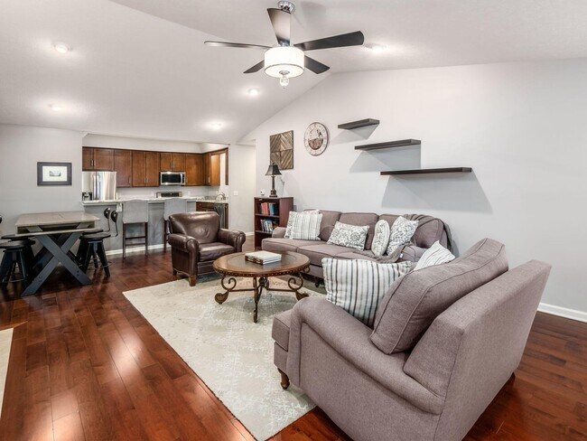 Foto del edificio - 7021 Kinsale Ln