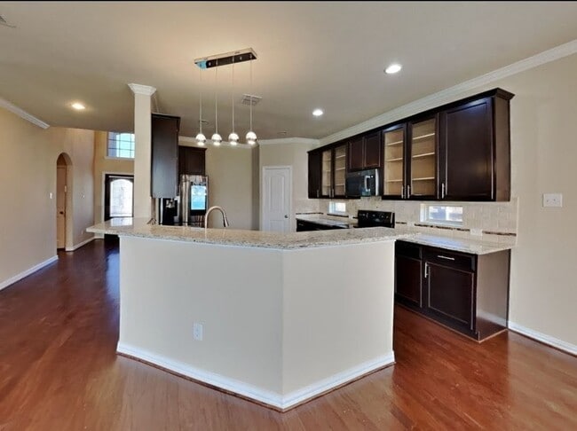 Building Photo - 1304 Jennings Ct