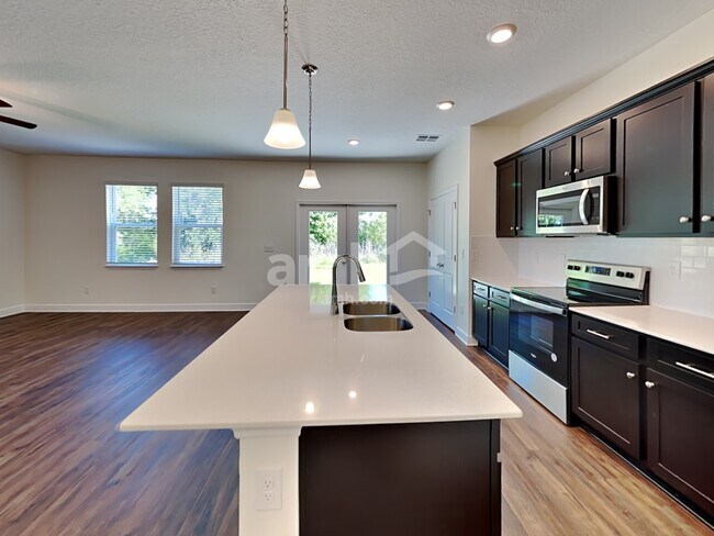 Building Photo - 2115 Saffron Walden Dr