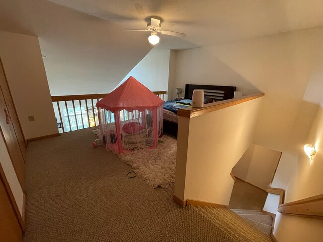 Loft bedroom - 1322 Waldorf Blvd