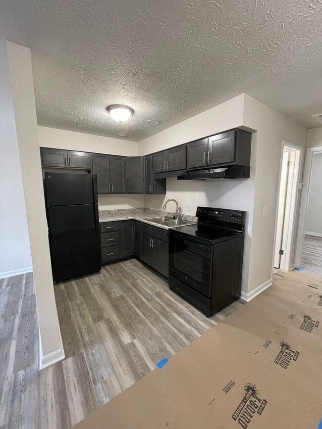 Building Photo - 159 Suter St