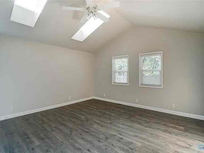 Building Photo - 1516 Crystal Ave