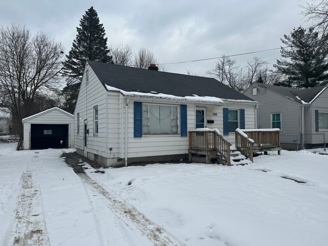 2309 Nebraska Ave, Flint, MI 48506 House Rental in Flint, MI
