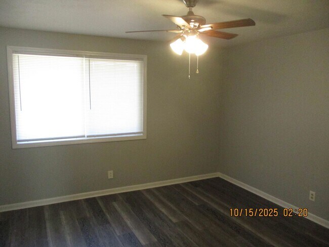 Foto del edificio - 2508 Redwood Ct