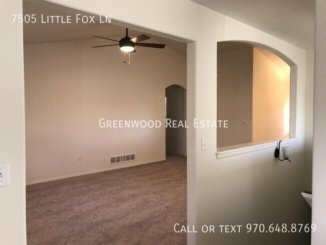 Foto del edificio - 7505 Little Fox Ln