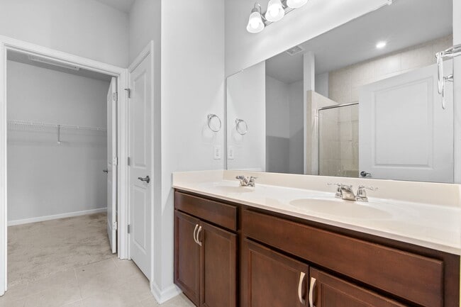 Building Photo - Beautiful 3 bed/2 bath Home in Griffin in Senior Community!