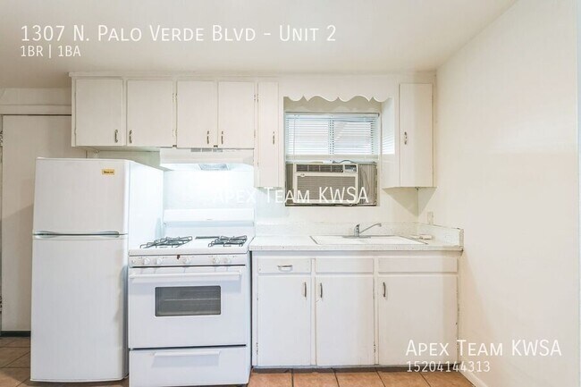 Foto del edificio - 1307 N Palo Verde Blvd