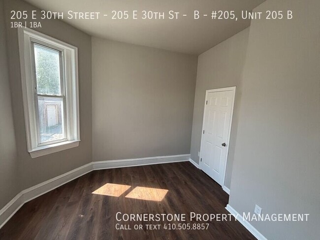 Building Photo - 205 E 30th St