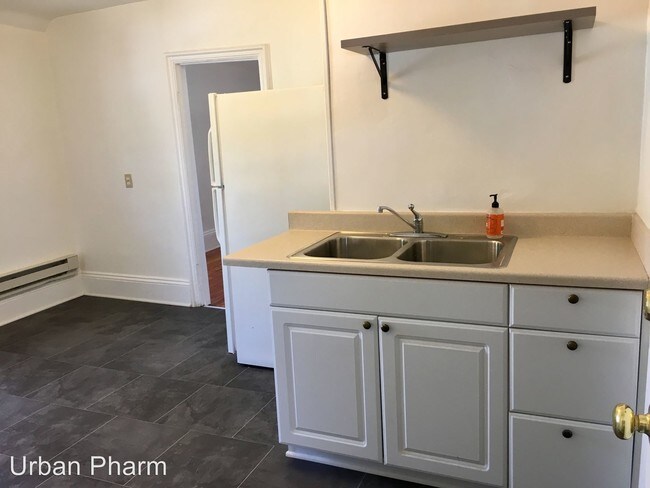 Foto del edificio - 451 4th St NW